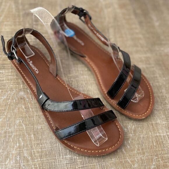 GH Bass & Co Jane Sandals Womens 7.5 Flats Strappy Vegan Black Patent Leather - Picture 2 of 9